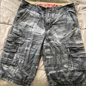 Men’s union Bay Black and Grey Camo shorts